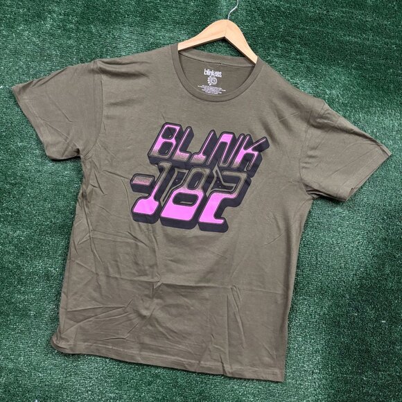 Blink-182 Ombre Logo Rock T-Shirt Size Large - Picture 3 of 4